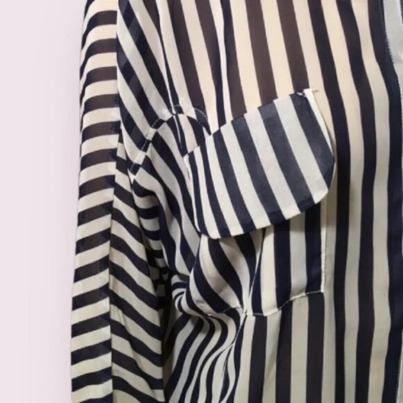 ❤️UmGee Navy Blue Stripe Sheer Business Blouse Large Pockets Oversized Shirt ❤️ - Picture 6 of 6